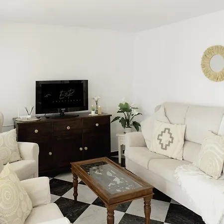 Belmonstays Santana Pueblo Holiday home *
